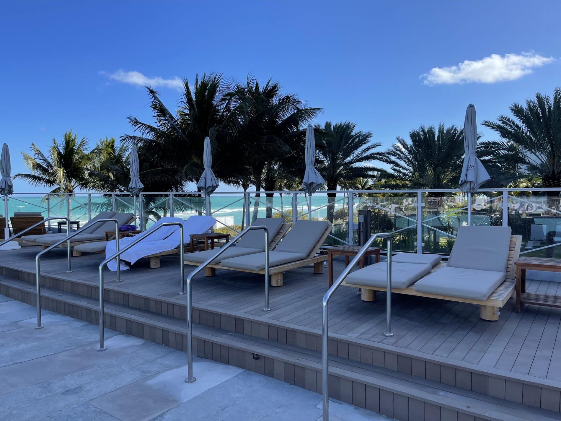 How To Choose the Right Outdoor Furniture